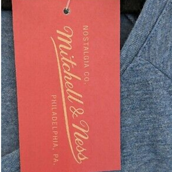 NWT Women's Dallas Mavericks Mitchell & Ness V-Neck T-shirt - Picture 3 of 6